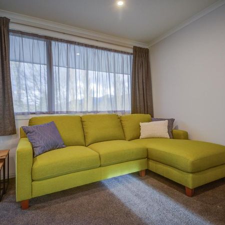 Dusky Motels Te Anau Exteriör bild