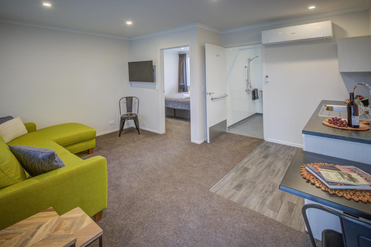Dusky Motels Te Anau Exteriör bild