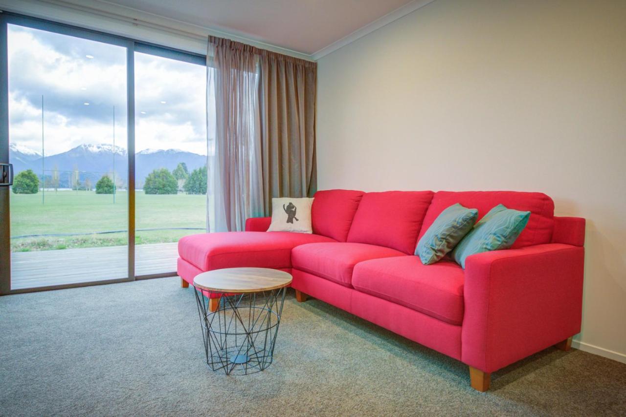 Dusky Motels Te Anau Exteriör bild